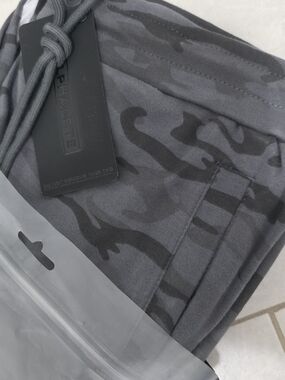 Alphalete Men’s Charcoal Gray Camo Drawstring Backpack